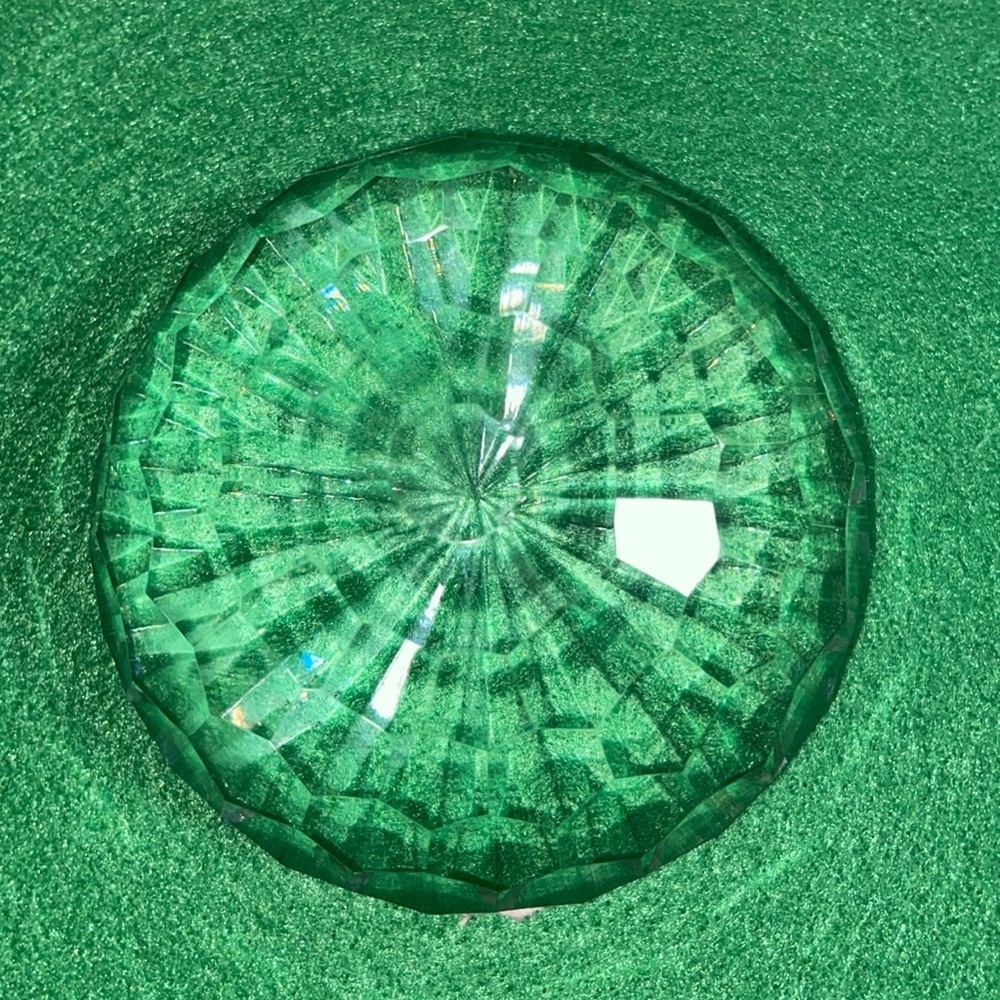 Crystal paper weight